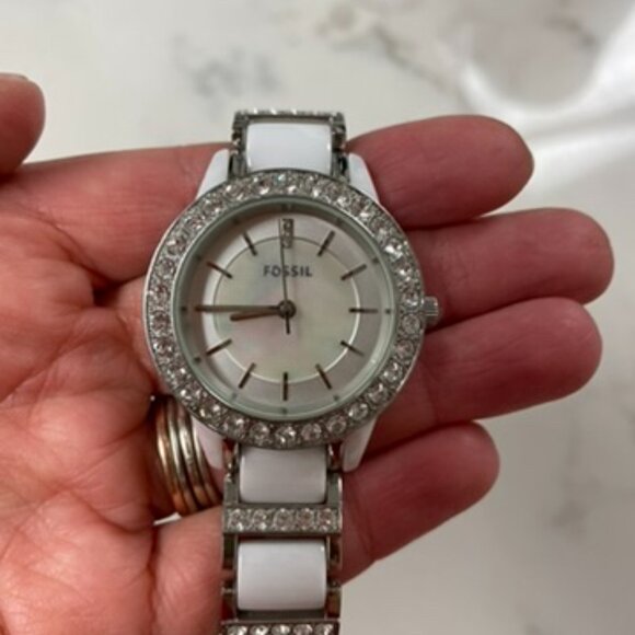 Fossil, White Bling Watch - Picture 8 of 9